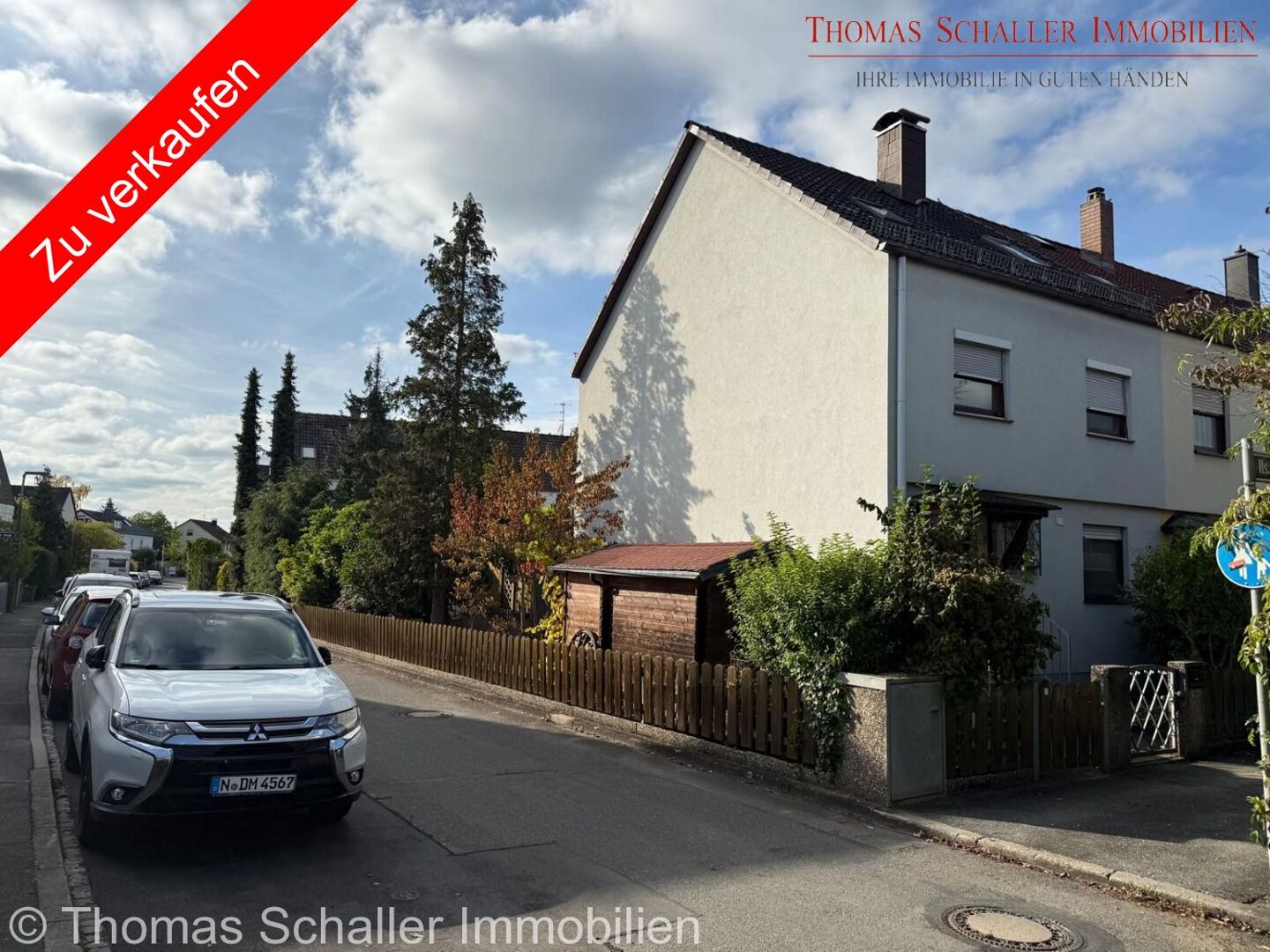 Reiheneckhaus in Top-Lage mit Wintergarten, Garten & Garage