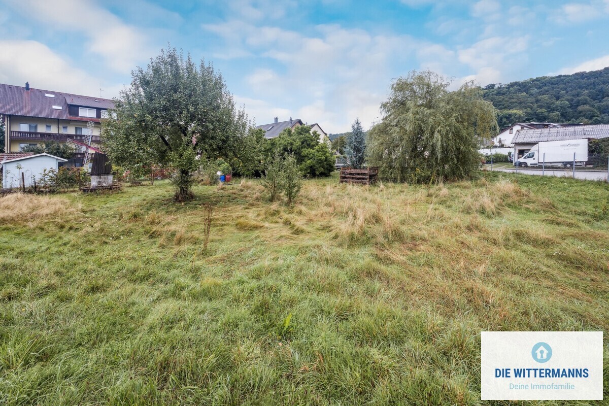 Baugrundstück in Steinen !!!