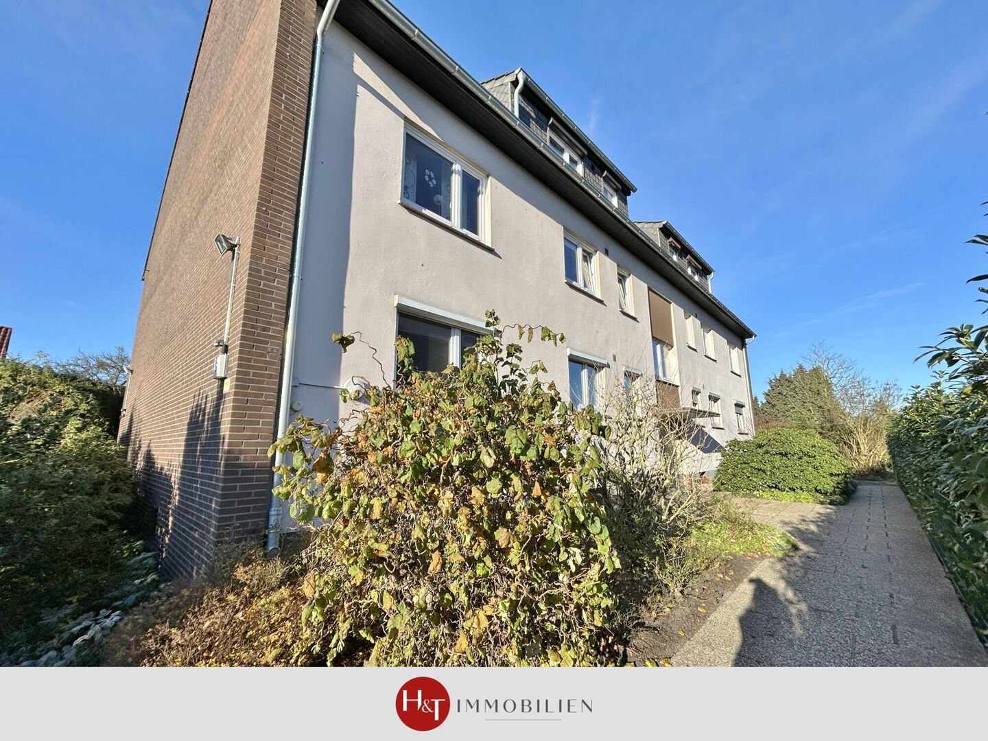 Ideal für jung und alt – großzügige Hochparterre in Brinkum!