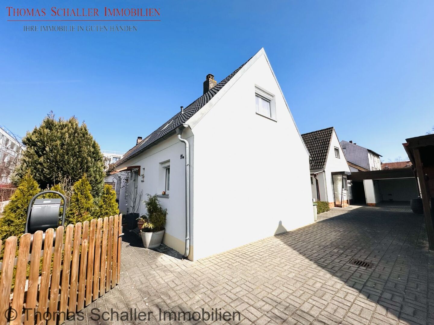 2 Häuser – 1 Grundstück – Mitten in Erlangen (91052)