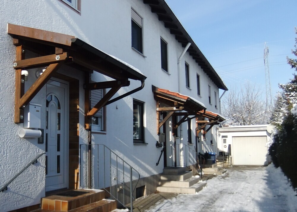 Reihenmittelhaus in Ortsrandlage