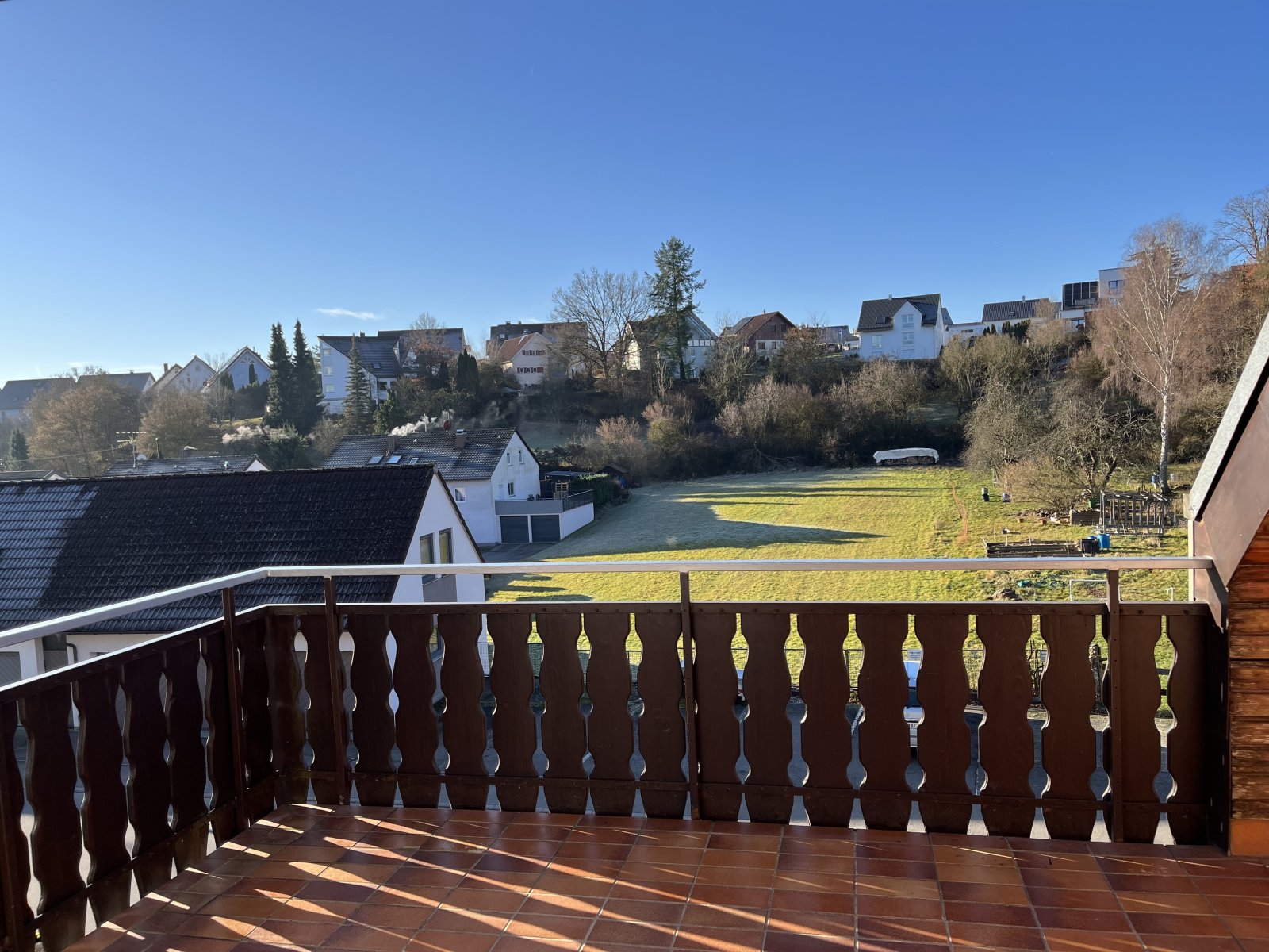 Gechingen: 3,5 ZW über 3 Etagen im Reihenendhaus