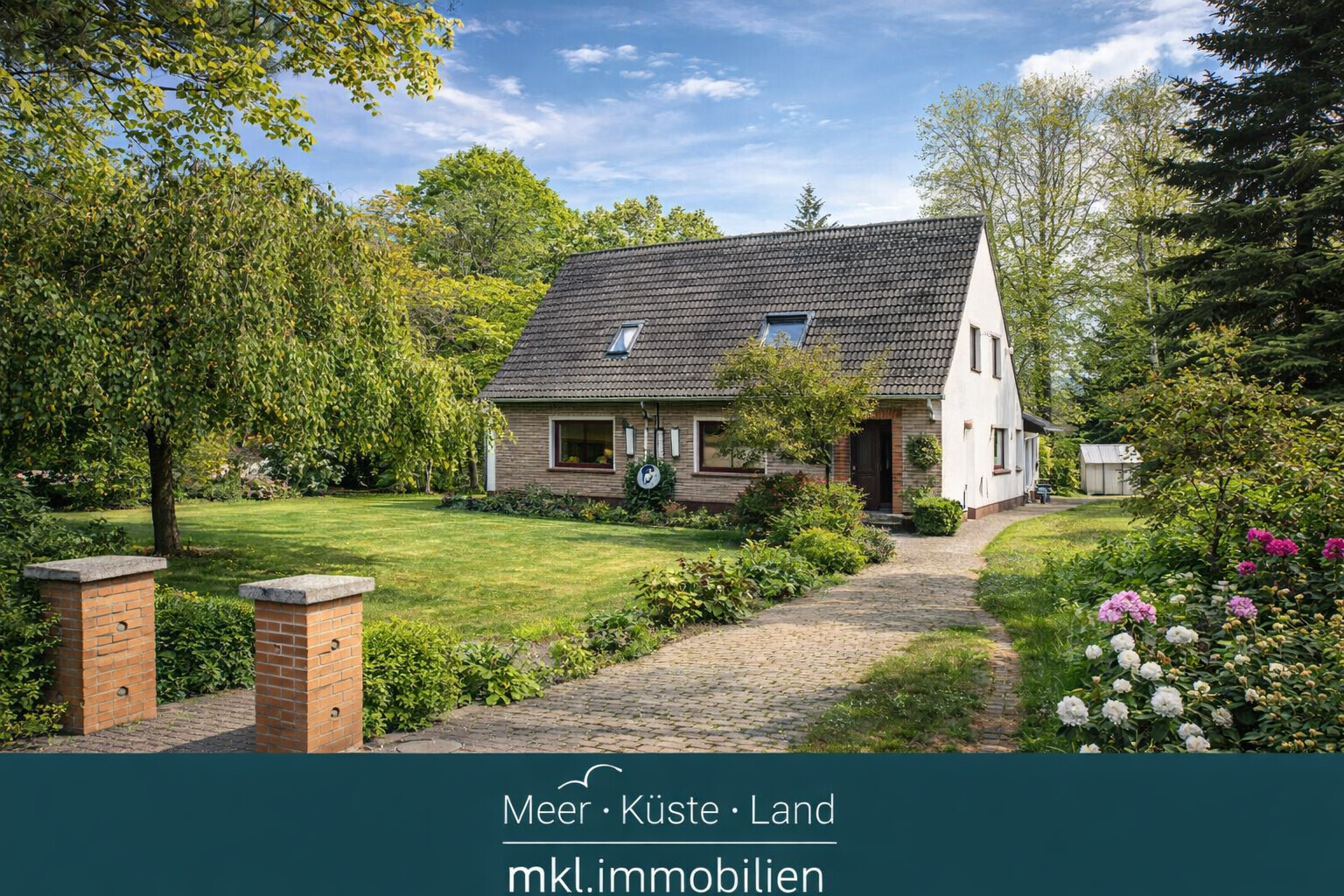 Frühlings- Special: Charmantes Zweifamilienhaus zu verkaufen, Leben, wo Ruhe Raum bekommt – Steinau bei der Elbmündung,