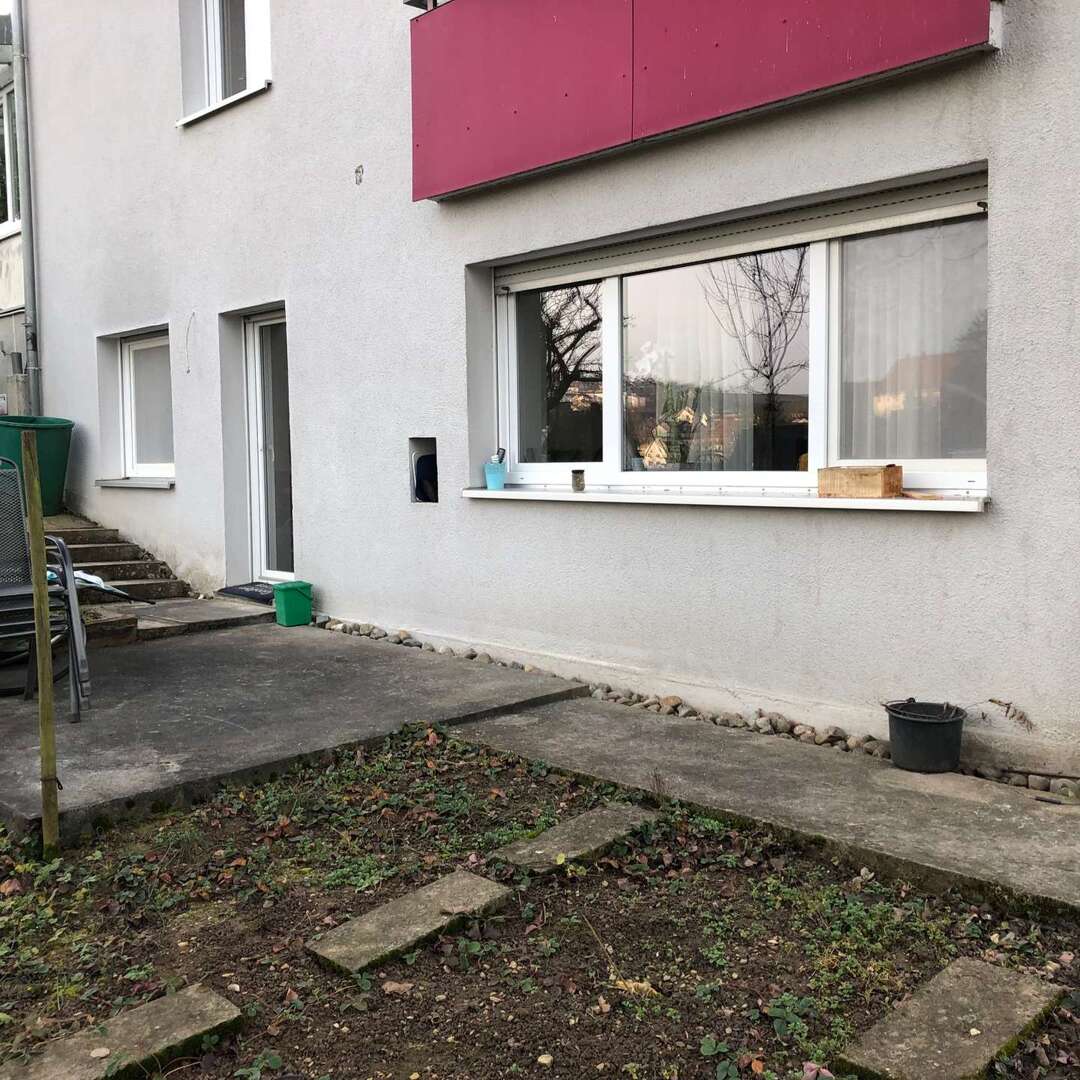 Reutlingen-Altenburg: 2 Zimmer-Einliegerwohnung in  ruhiger Lage