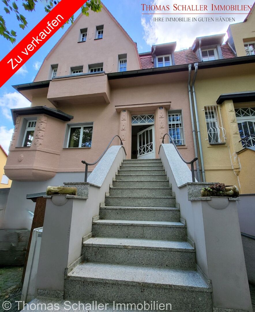 Prachtvolle  Villa  die als Mehrfamilienhaus mit großen Wohnungen genutzt wird