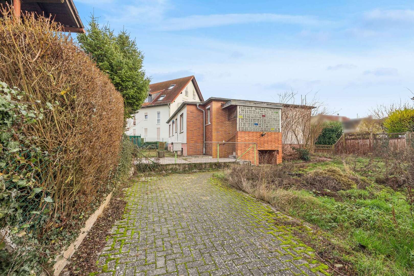 Sanierungsbedürftiger Bungalow in beliebter Lage!