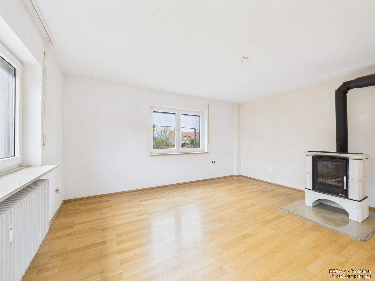 Zweifamilienhaus mit Potenzial in ruhiger Wohngegend