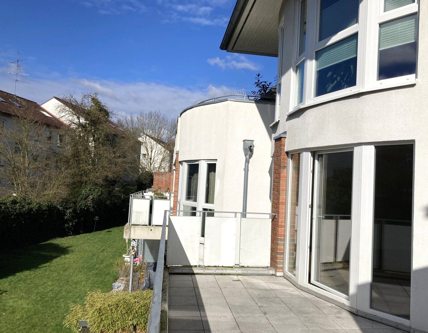 Großzügige, helle 3-Zimmer-Wohnung mitten im Zentrum