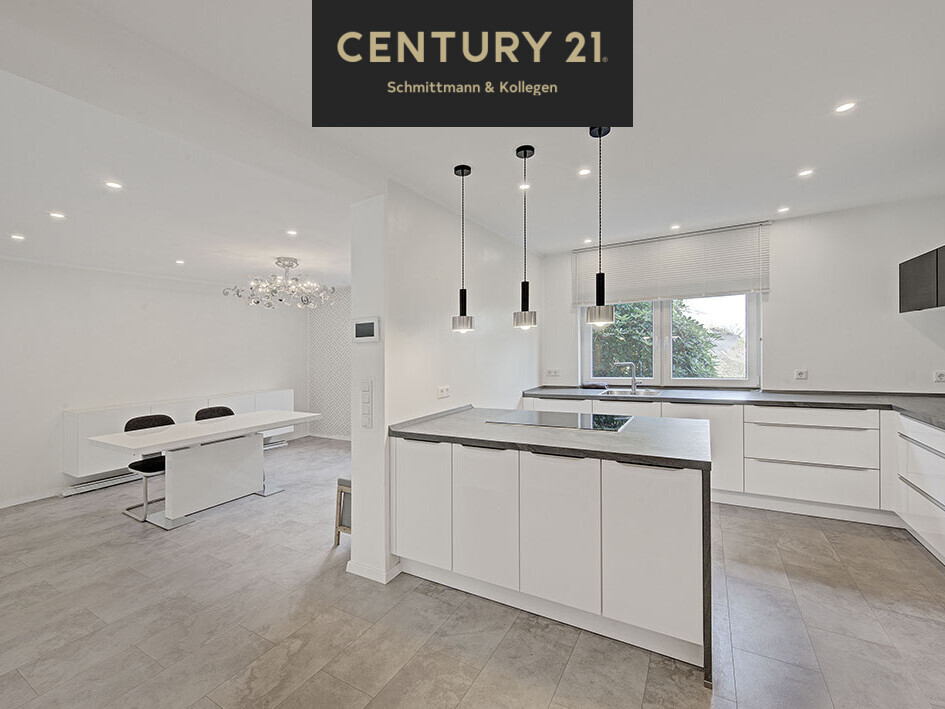 Design trifft Potenzial – innen fertiges Nest, außen bereit für Gestaltung