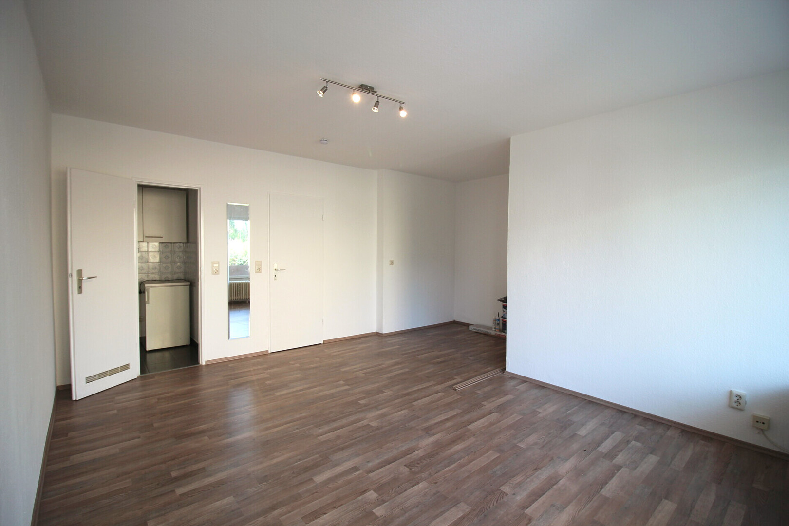 Rendite garantiert! Gepflegte 1-Zimmer-Wohnung mit Balkon