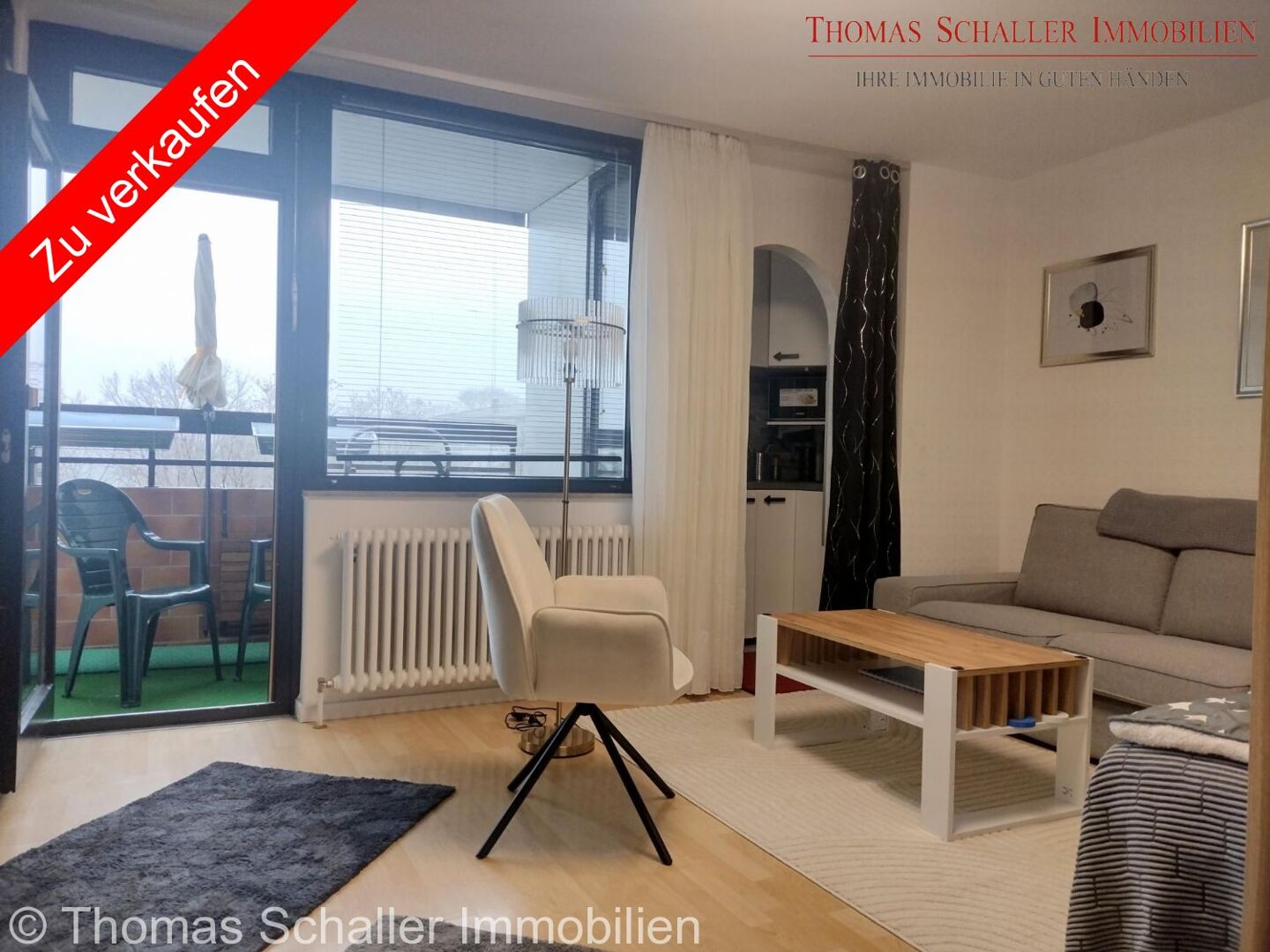Top-renovierte & voll möblierte 1-Zimmer-Wohnung mit Balkon direkt am Wöhrder See