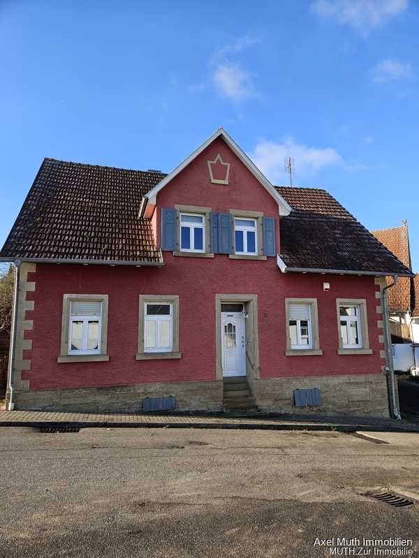 Saniertes Wohnhaus mit Stil. Dazu Atelieranbau, Scheune, Garage = Wohnen, Hobby, Handwerken, Gewerbe