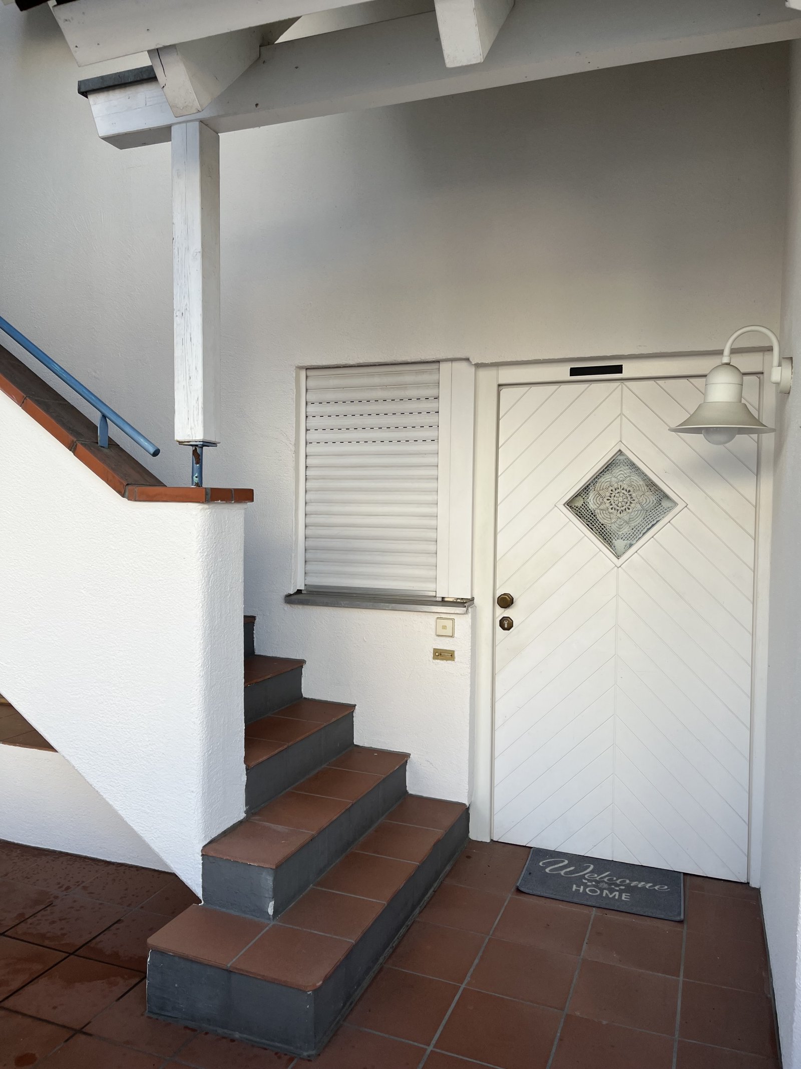 Aidlingen: 3 Zimmer Wohnung mit Balkon für max. 5 Jahre