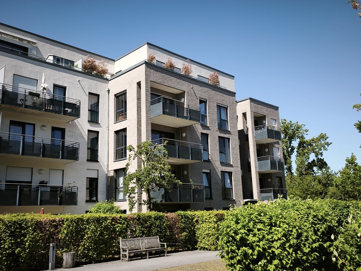 Vermietete 3-Zimmer-Wohnung zuzüglich Tiefgaragenplatz in Düsseldorf -Gartenstadt Reitzenstein
