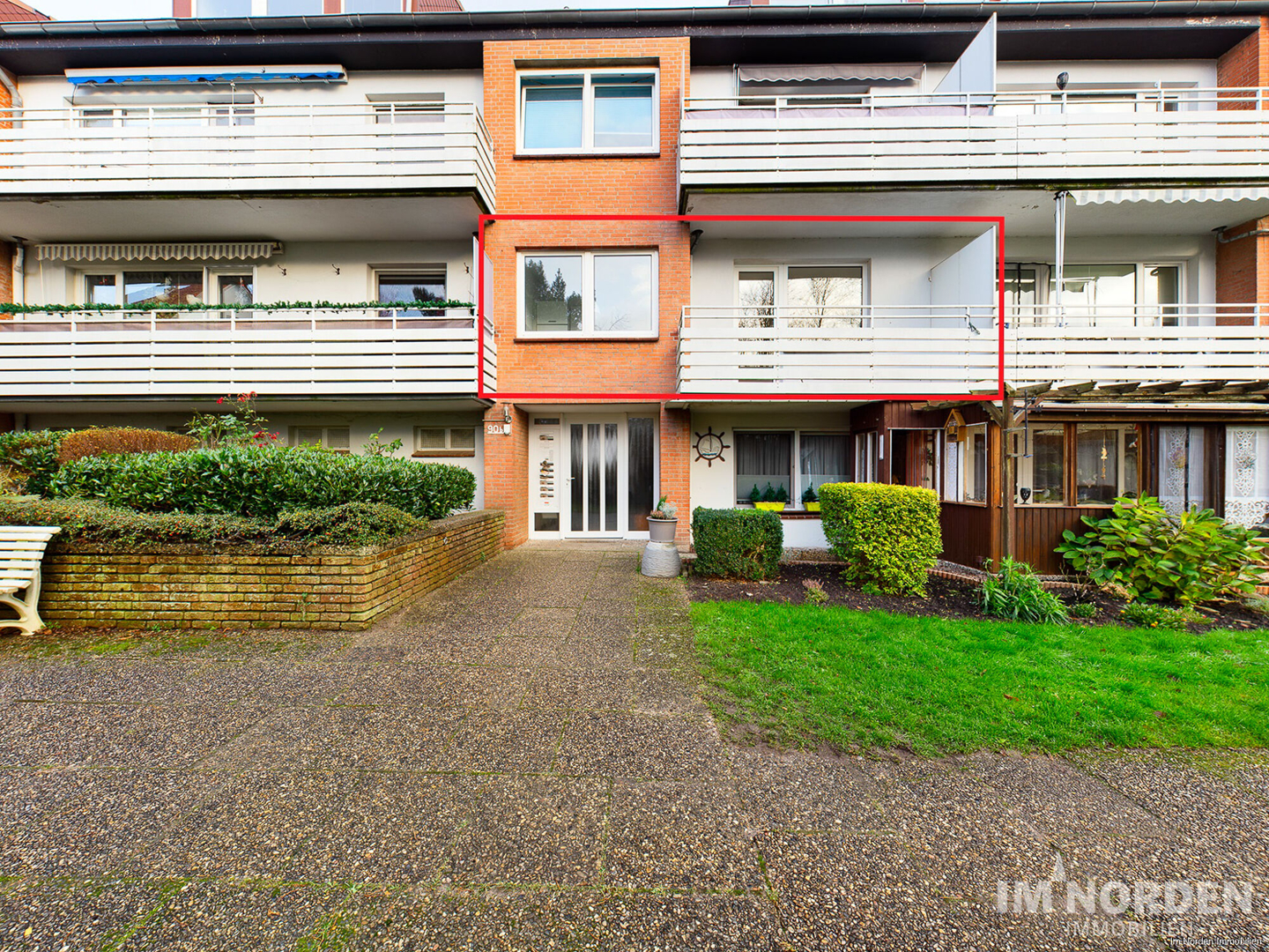 1-Zimmer-Wohnung mit Balkon in guter Lage von Eutin zu mieten