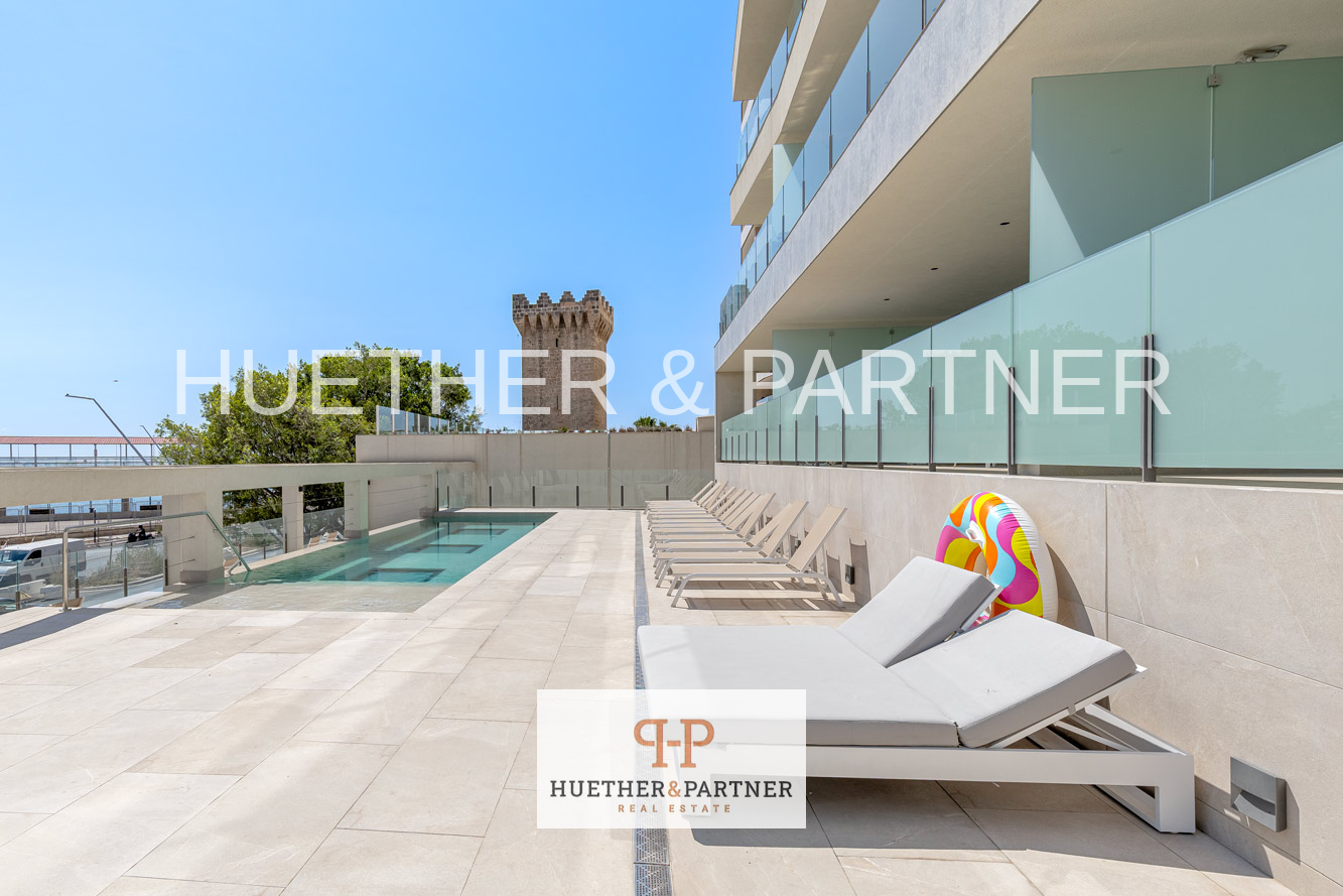 Exklusives Neubauapartment mit Meer- und Hafenblick am Paseo Marítimo in Palma