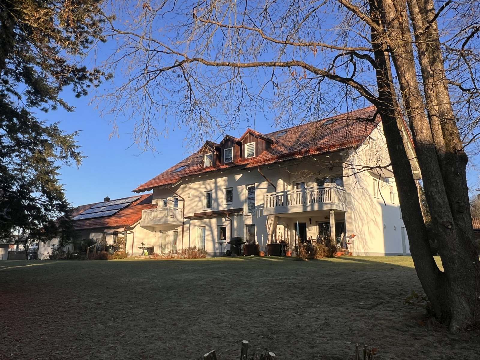 gepflegte 2 Zimmerwohnung im EG + Hobbyraum im UG - B7