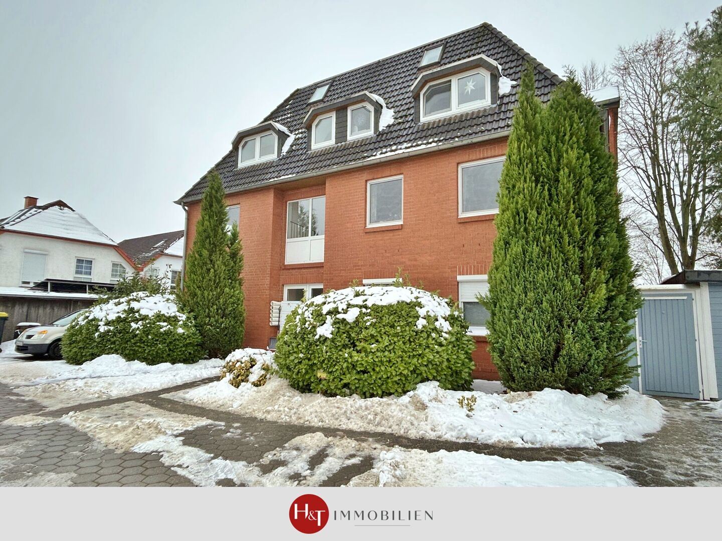 Lichtdurchflutet und schick - Dachgeschoss mit ausgebautem Dachboden!