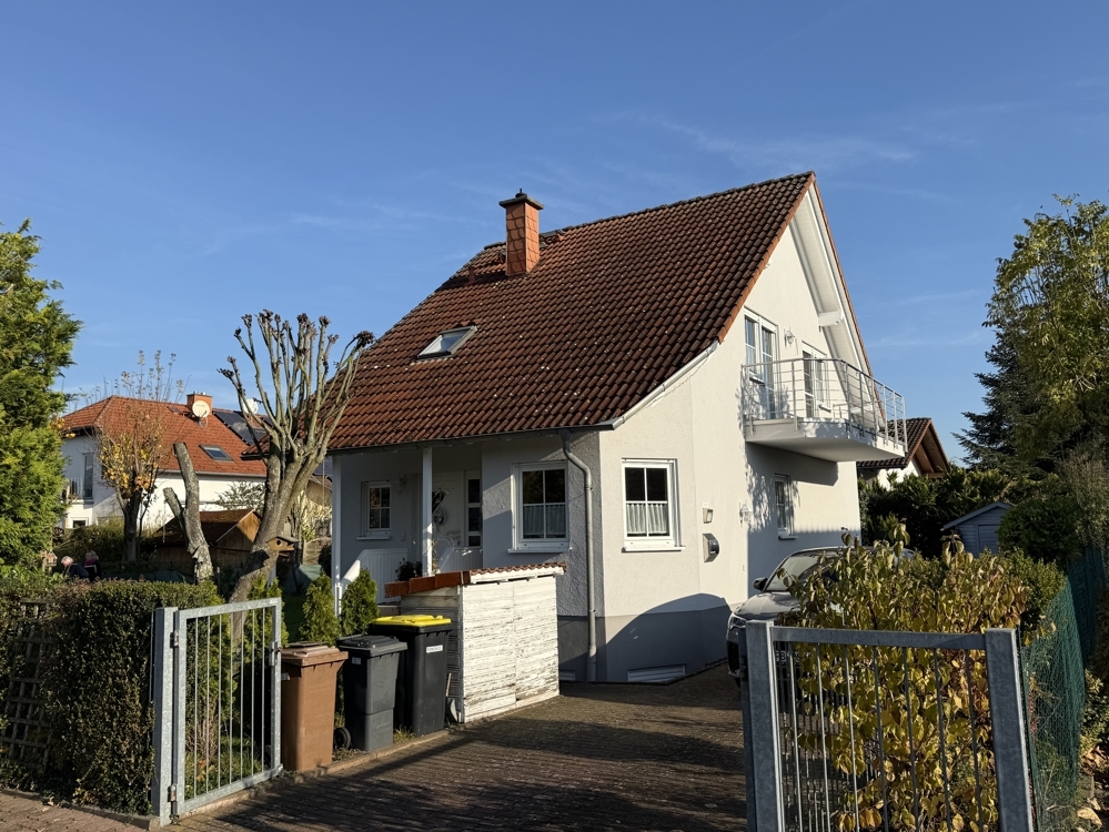 Mehr Raum fürs Leben: Haus mit Baufläche für Mehrgenerationenwohnen