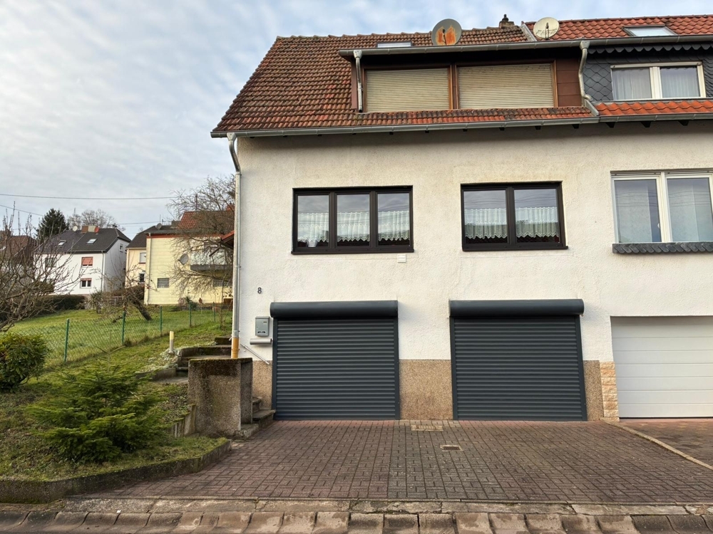 Familienfreundliche Doppelhaushälfte mit durchdachtem Grundriss