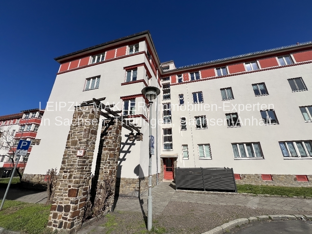 ZU VERKAUFEN: 2-Raumwohnung in der 2. Etage im Fliederhof 11 in 04347 Leipzig