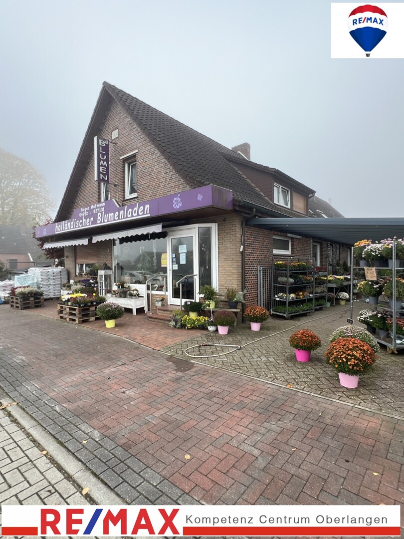 Wohnen & Arbeiten im Grünen: Mehrfamilienhaus mit etablierter Gärtnerei, viel Platz und PV-Anlage