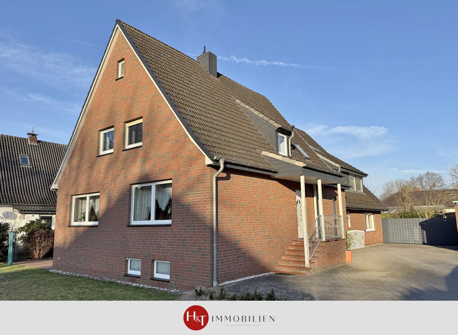 Huchting – gepflegte Doppelhaushälfte mit großer Südwest-Terrasse!