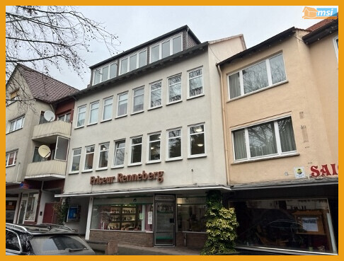 MASSIV, SOLIDE UND ZENTRAL!
KEINE KÄUFERPROVISION!