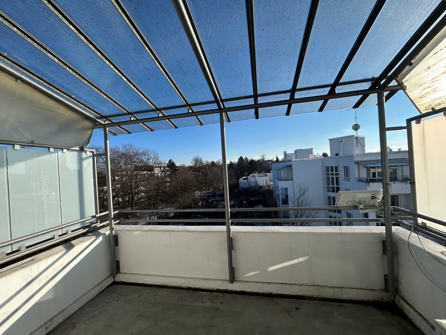 Gemütliche 4-Zimmer-Wohnung mit sonniger Süd-Loggia!