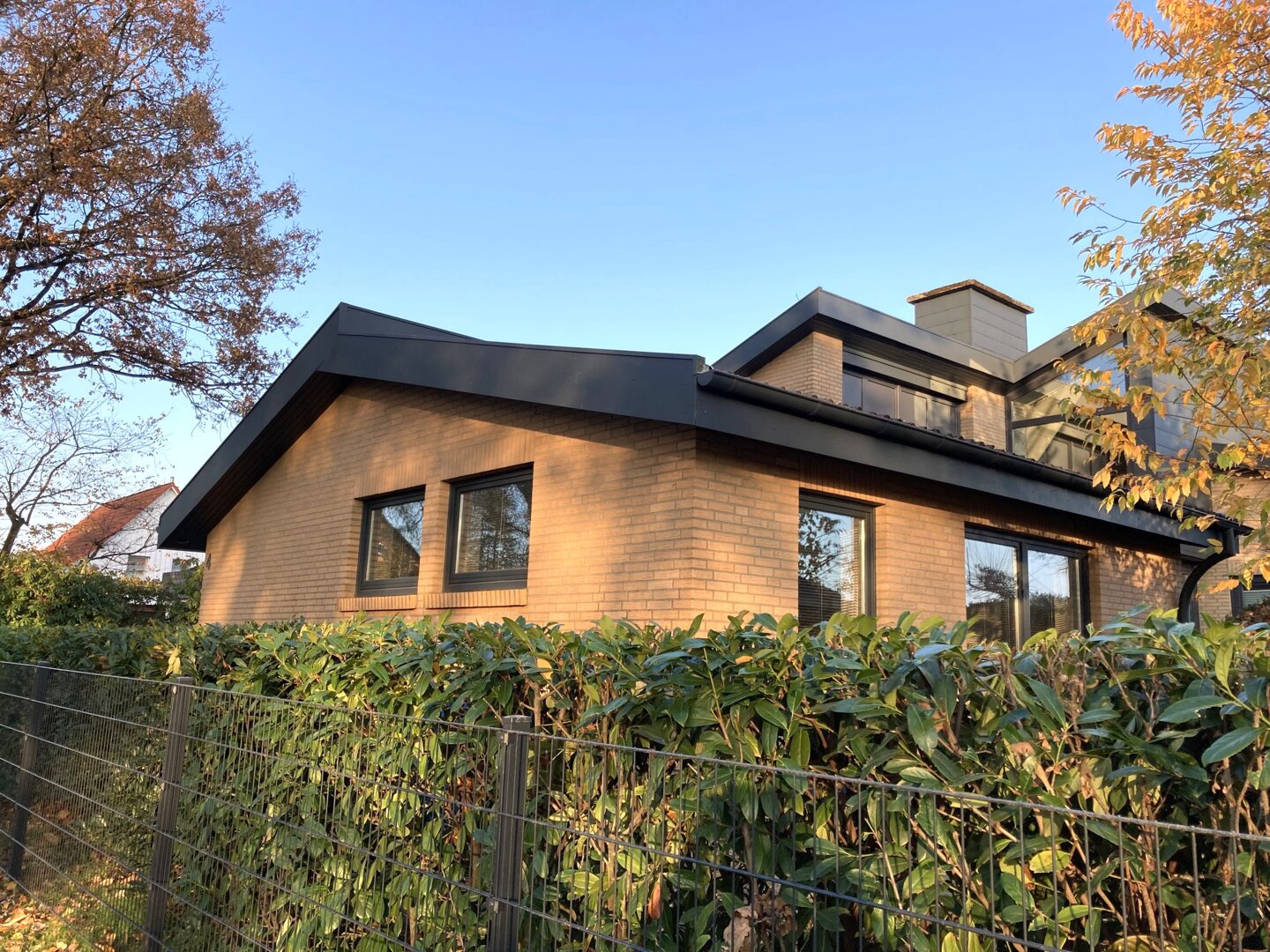 Großzügiger Büroraum in ländlicher Lage und Autobahnnähe