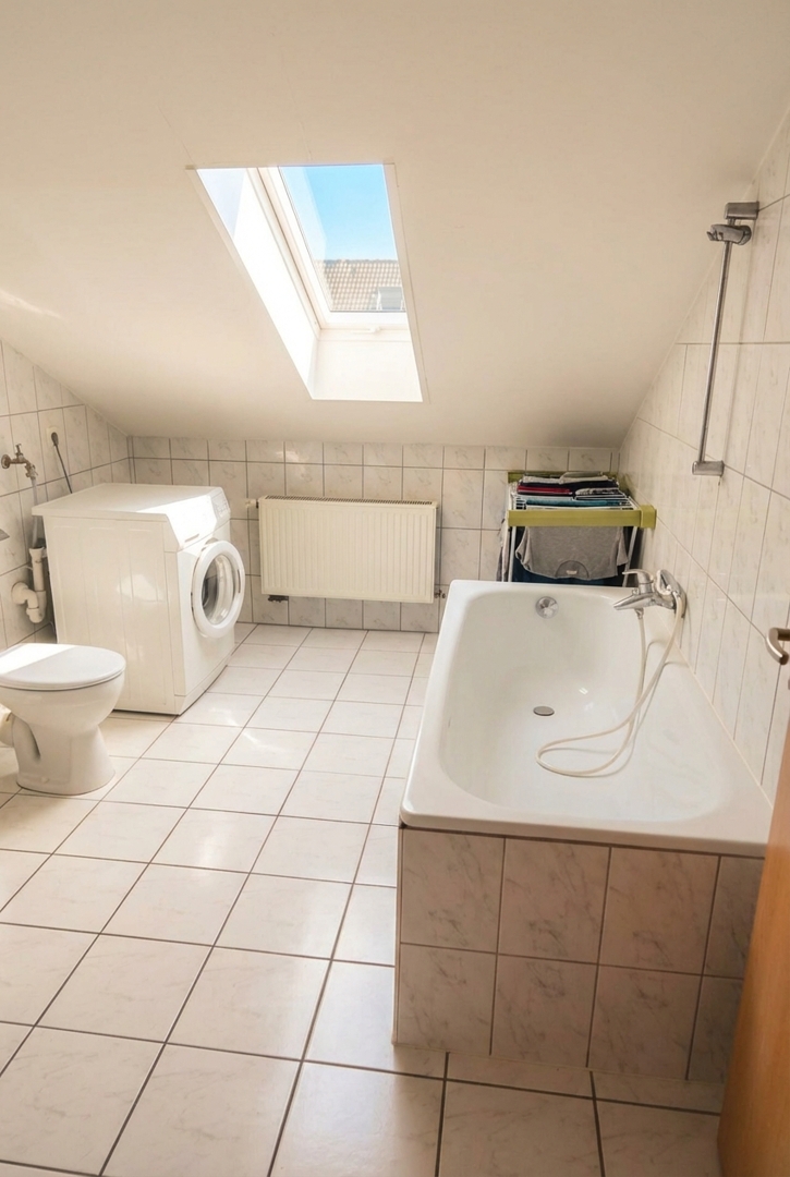 Gemütliche 3-Zimmer-Wohnung im Dachgeschoss mit Loggia