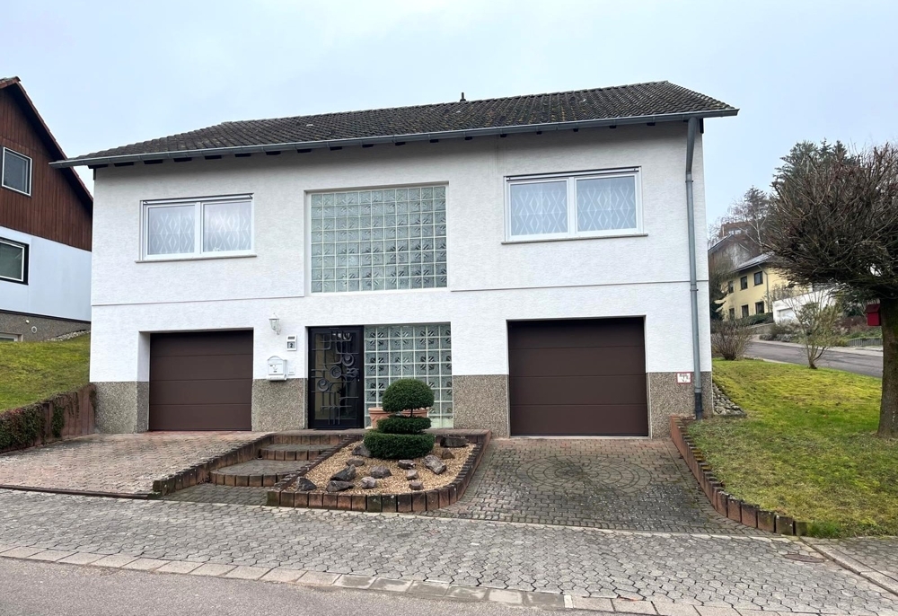 Einziehen & Wohlfühlen – saniertes Einfamilienhaus in Köllerbach