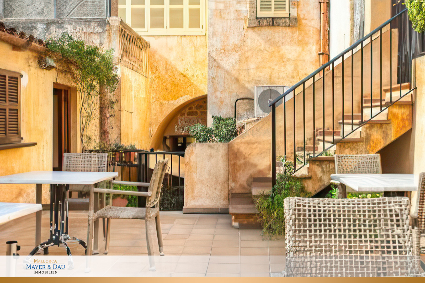 Capdepera: Bezauberndes Restaurant mit 2 Wohnungen und Blick auf die Burg, Obj. 9390.