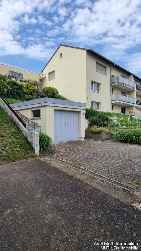 3-FH in ruhiger Lage, 5,3 % Rendite, steigerbar, stabile Mieterträge