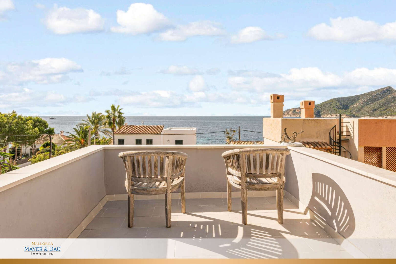 Gemütlicher Ferien-Bungalow im ibizenkischen Stil mit Meerblick in St. Elm, Obj. Nr. 9426