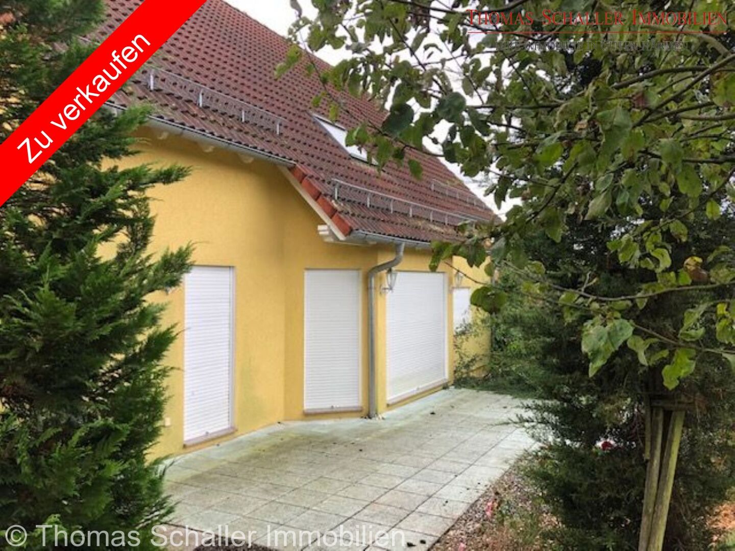 Sofort zum einziehen und Wohnen - EFH mit Einliegerwohnung  und großes eingewachsen 1.094 m² Grundstück