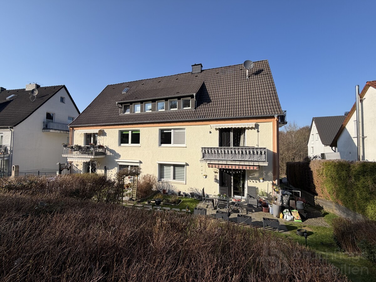 Ruhiges Mehrfamilienhaus in Kierspe – jetzt direkt informieren und mehr erfahren.