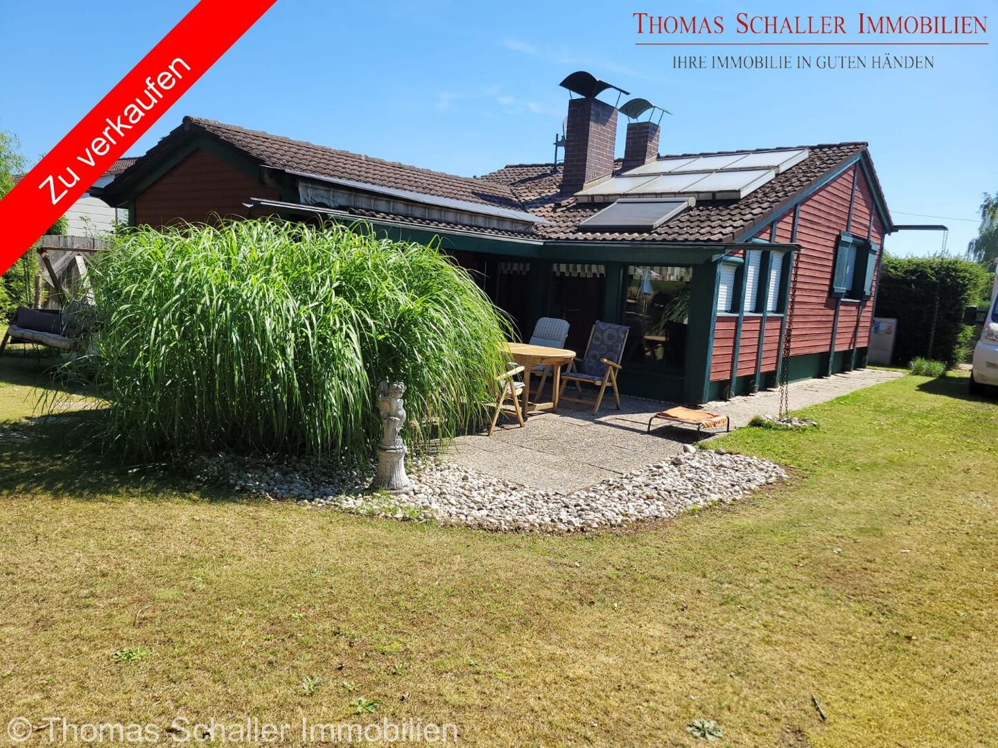 Charmantes Holzhaus mit Einliegerwohnung in ruhiger Lage