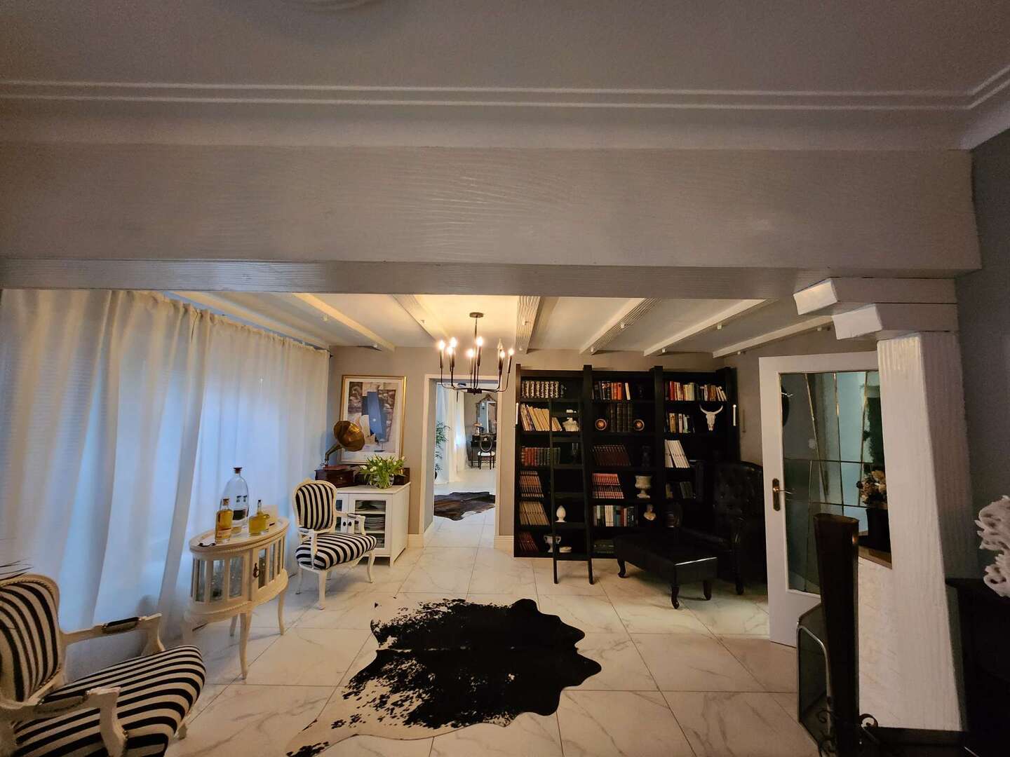 Hochwertig sanierte Eigentumswohnung mit viel Platz