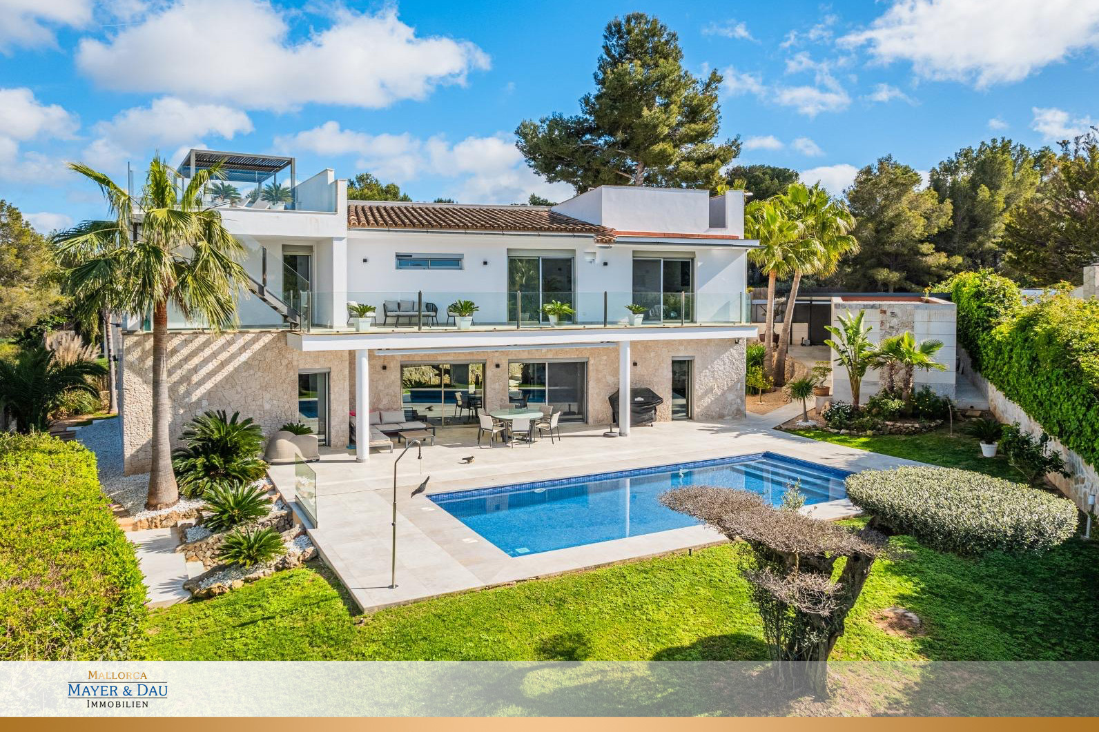 Santa Ponsa: Moderne Villa in ruhiger Lage mit Meerblick von der Dachterrasse, Obj. Nr.: 9464