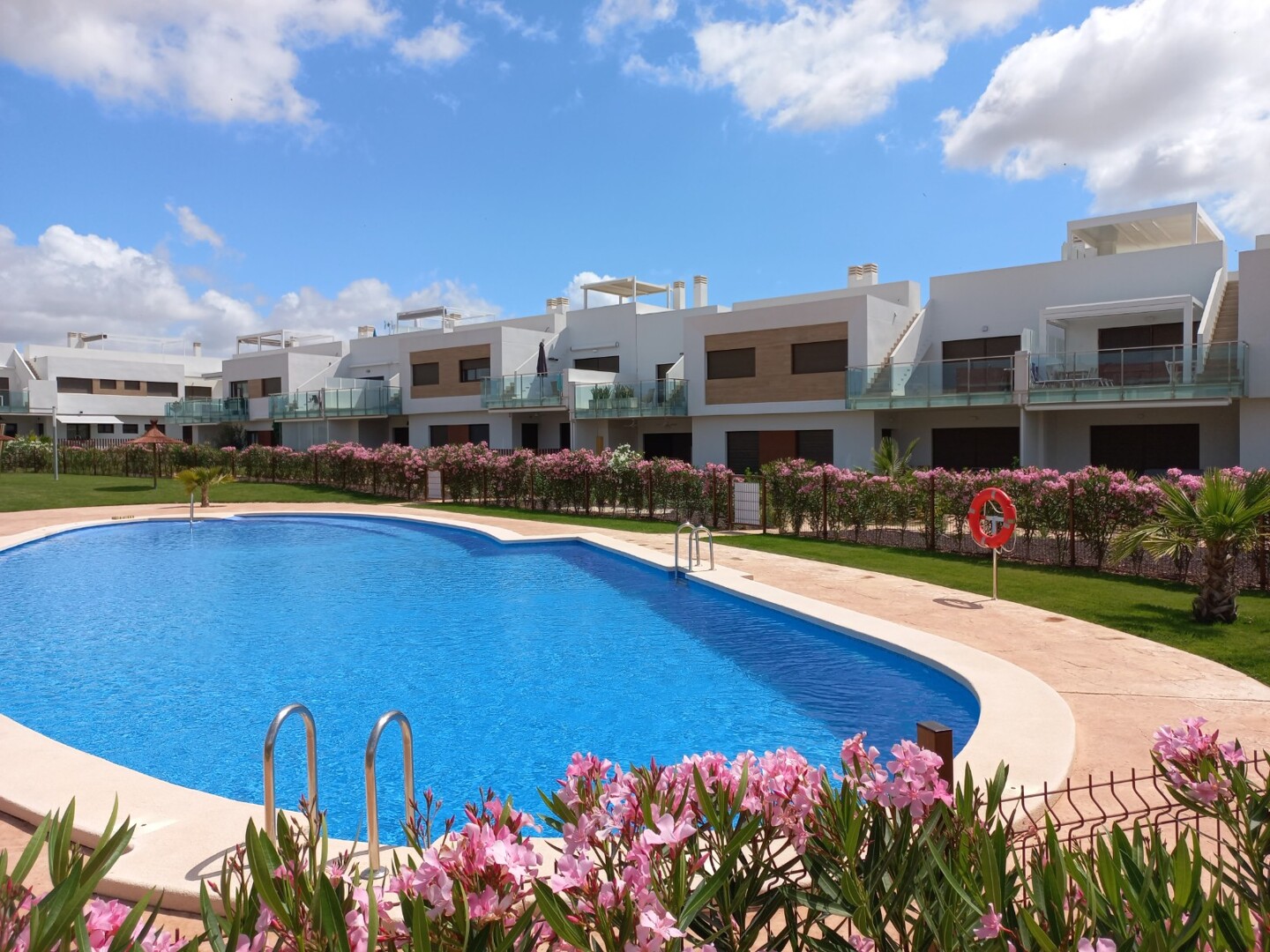 PROVISIONSFREI! Tolle Apartmentanlage zwischen Berglandschaft und mit fantastischer Poollandschaft!