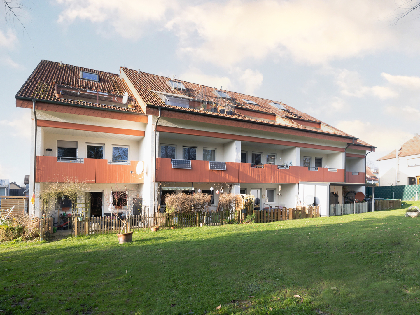 Helle 2-Zimmer-Wohnung mit Balkon und Stellplatz – komfortables Wohnen in Hiddenhausen