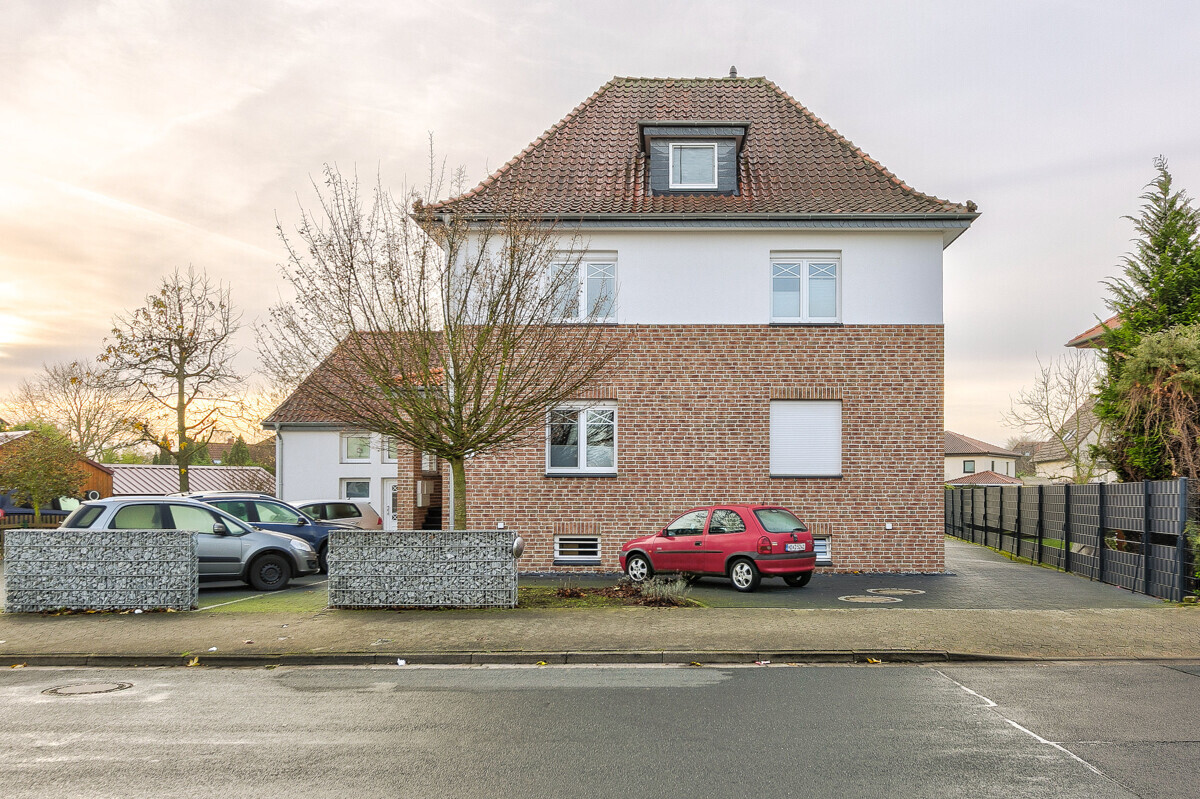 Kernsaniertes Mehrfamilienhaus mit vier Wohneinheiten