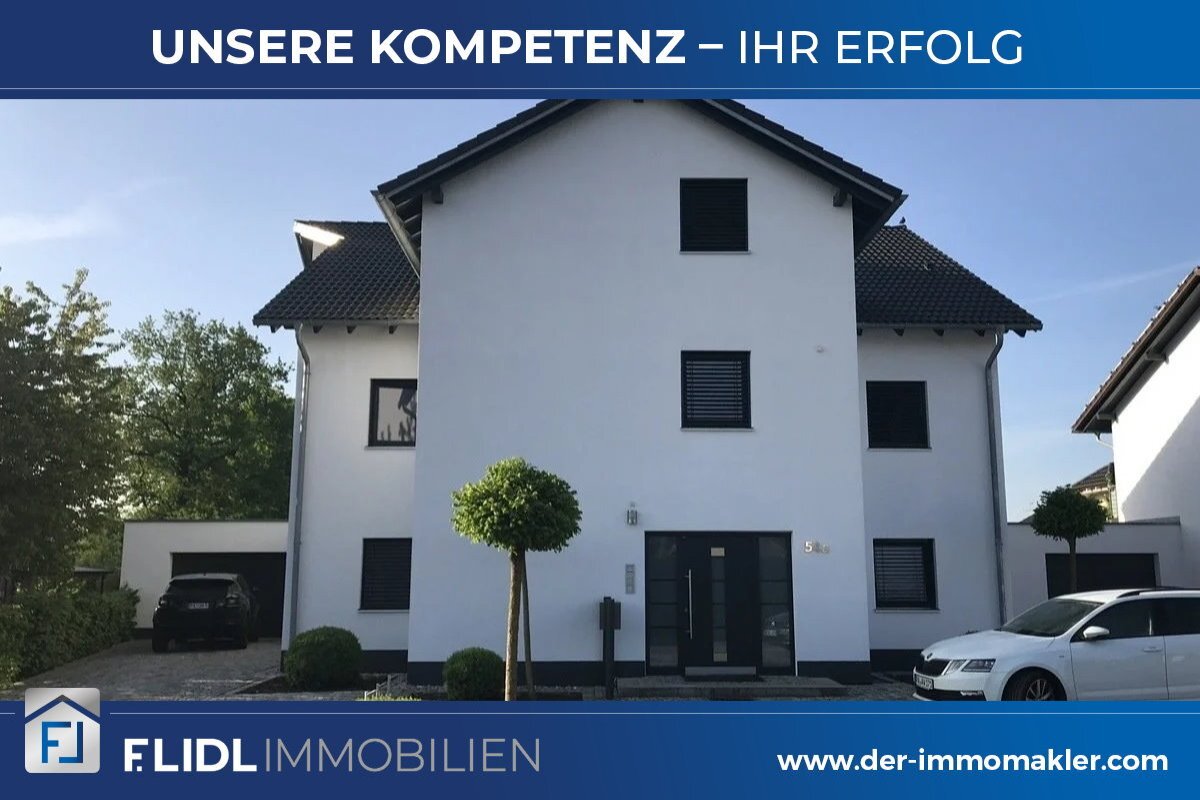 Provisionsfreie 2 Zimmer Eigentumswohnung in 6-Fam. Haus / EG links