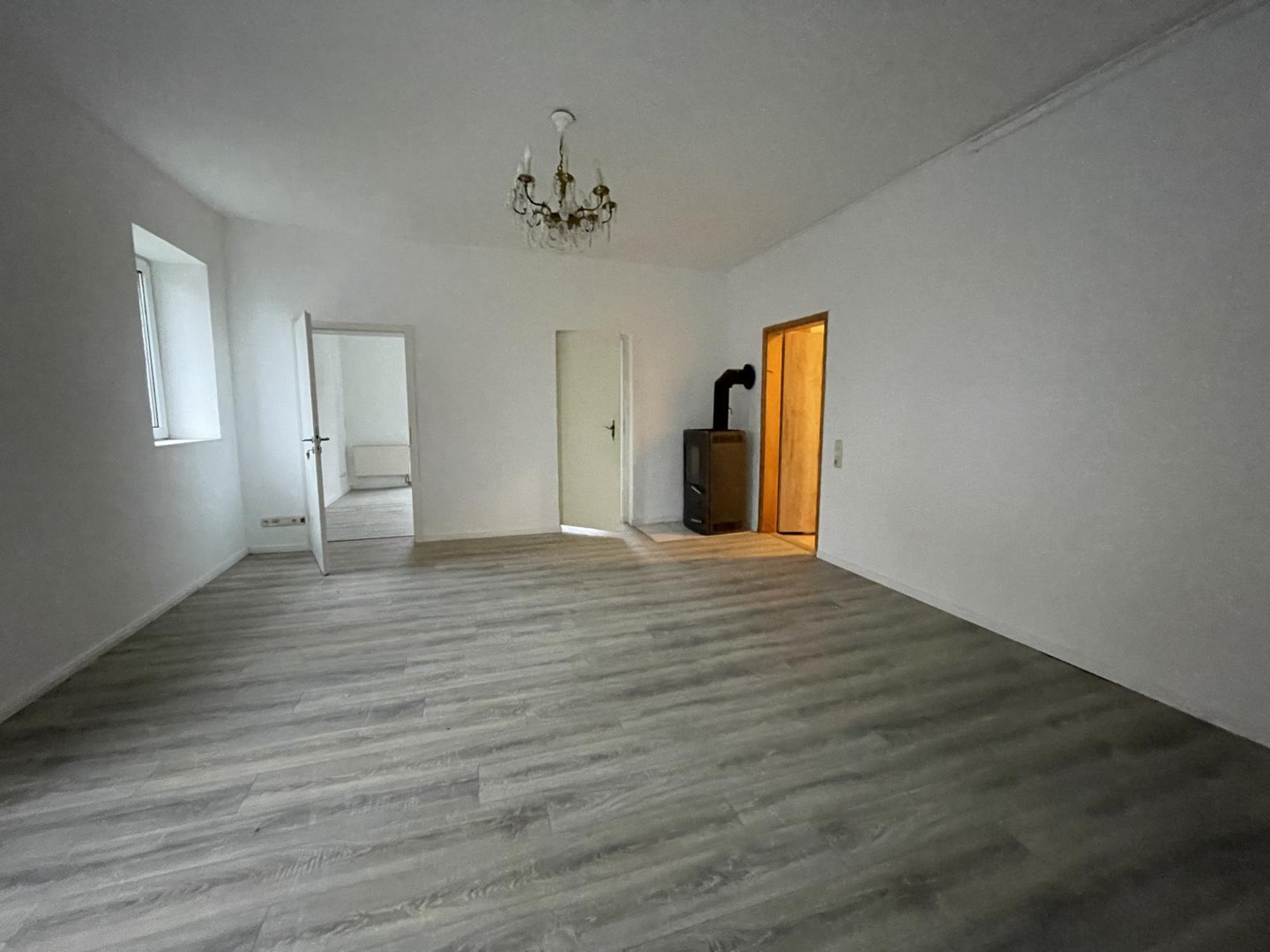 Modernisiertes Mehrfamilienhaus 15 min. von Lübeck mit 10 Wohneinheiten und 10 Grundbüchern