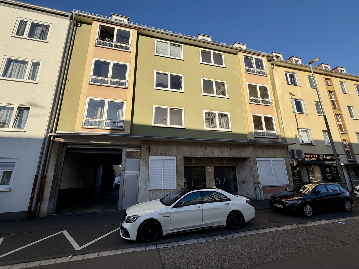 Gut vermietet, stabile Rendite: Gepflegtes Mehrfamilienhaus in Uni-Nähe!