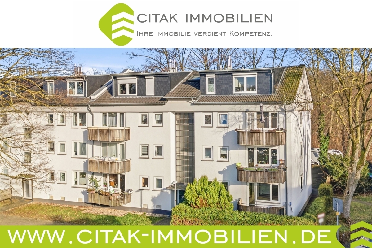 4 Zimmer Gartenwohnung mit Terrasse, Balkon und Carport in Köln-Mülheim