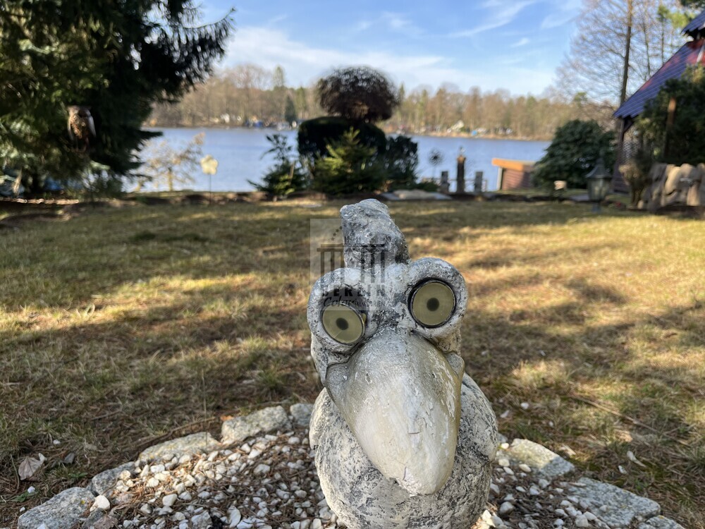 Einzigartiges Wassergrundstück direkt am Wald