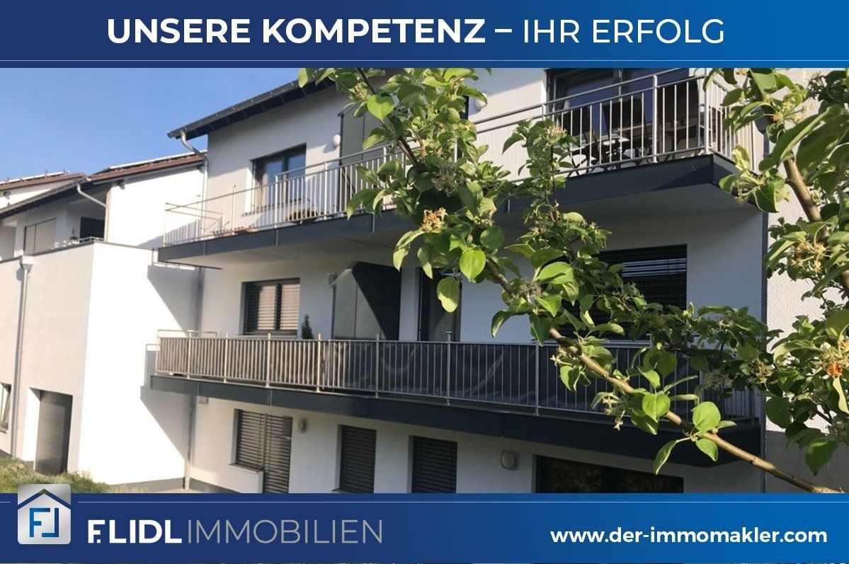 Provisionsfreie 2 Zimmer Eigentumswohnung in 6-Fam. Haus / EG rechts mit Balkon 
