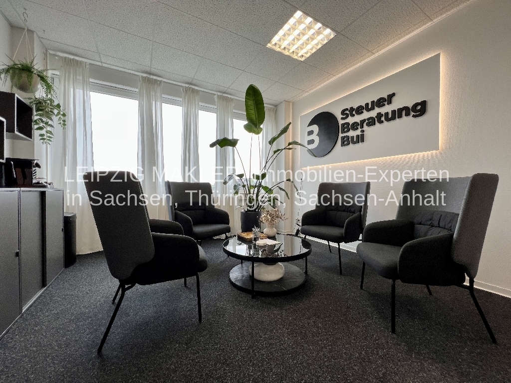 Frisch sanierte Büroräume mit Empfangsbereich, Lagerräumen und vielen Parkplätzen in der Maximilianallee 13 in Leipzig-Nord